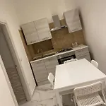 House Garibaldi Apartment *