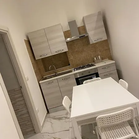 House Garibaldi Apartman *